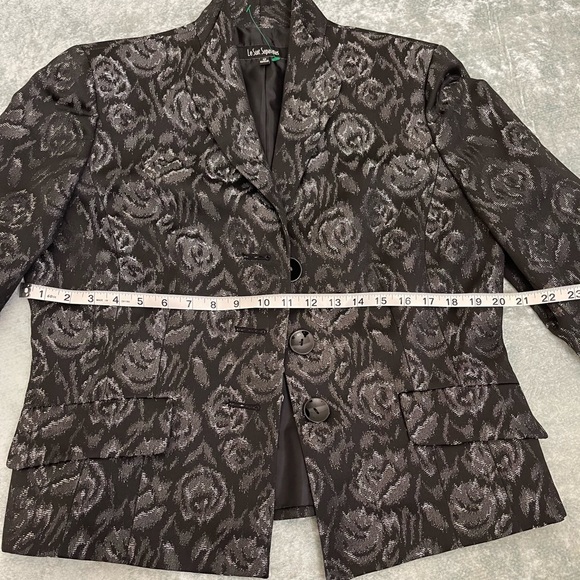 Le Suit Separates - Picture 4 of 7